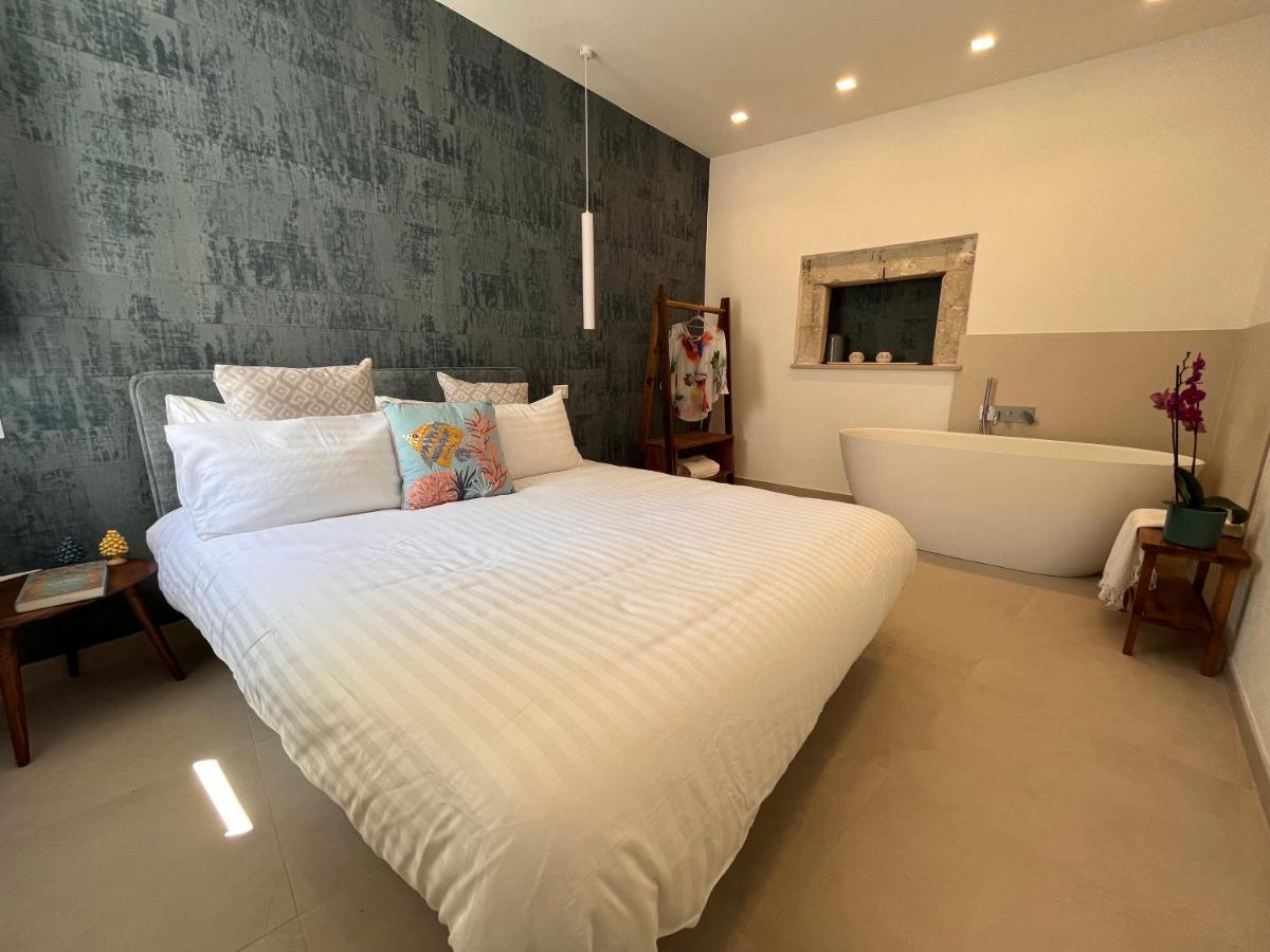 Aglaia Apartment Residence Delle Tre Grazie Szirakúza Kültér fotó